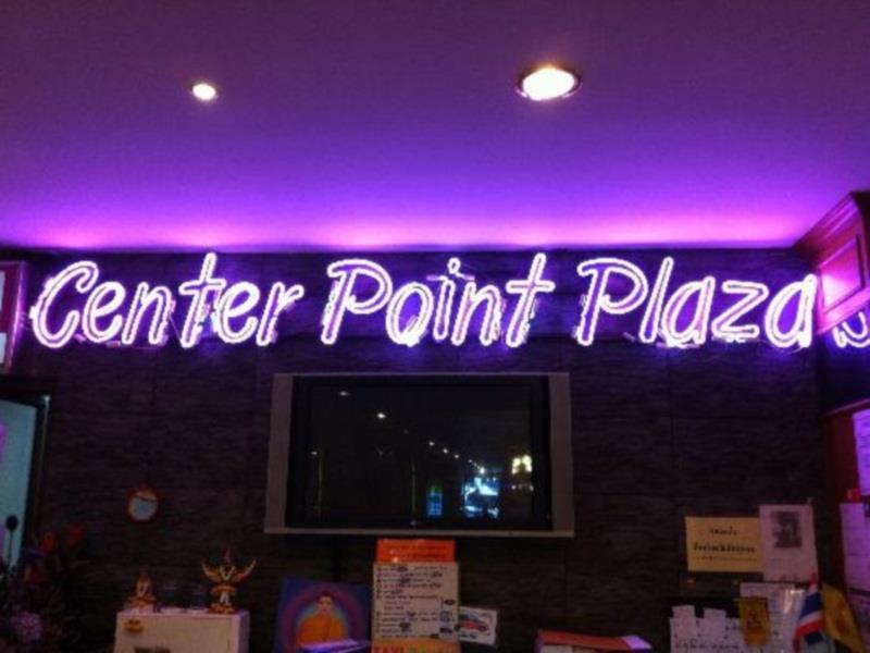 A Pousada Center Point Plaza Banguecoque Exterior foto